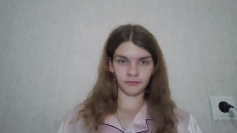 cute_kitte online show from December 2024 09:53:02 PM