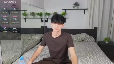 Snapshot of cute_mikex chatting on October 2025 06:25:02 PM Mike online show from October 2025 06:25:02 PM