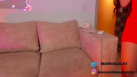 Snapshot of cute_molly18 chatting on September 2025 01:40:02 AM Maria online show from September 2025 01:40:02 AM