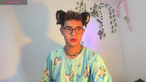 cute_sammy_1 online show from September 2025 05:18:02 AM
