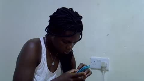 cute_tamara1 online show from December 2025 05:01:01 AM