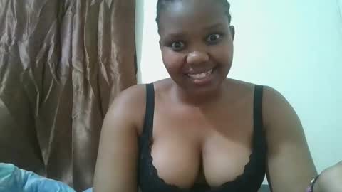 Snapshot of cuteebony2 chatting on October 2025 07:36:02 PM Sheila online show from October 2025 07:36:02 PM