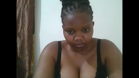 Snapshot of cuteebony2 chatting on October 2025 02:06:02 PM Sheila online show from October 2025 02:06:02 PM