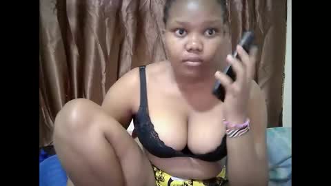 Snapshot of cuteebony2 chatting on November 2025 11:18:01 PM Sheila online show from November 2025 11:18:01 PM