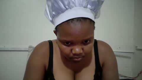 Snapshot of cuteebony2 chatting on December 2025 09:35:01 PM Sheila online show from December 2025 09:35:01 PM