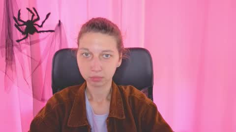 Snapshot of cuteellii chatting on November 2025 10:50:02 AM Elli online show from November 2025 10:50:02 AM