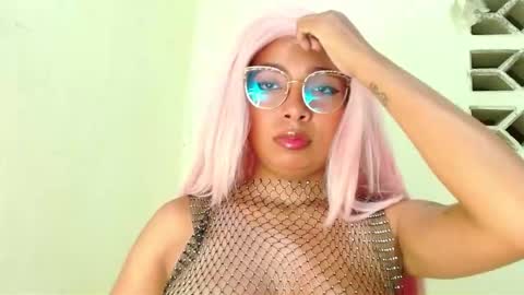 Mishel online show from February 2025 05:02:01 AM