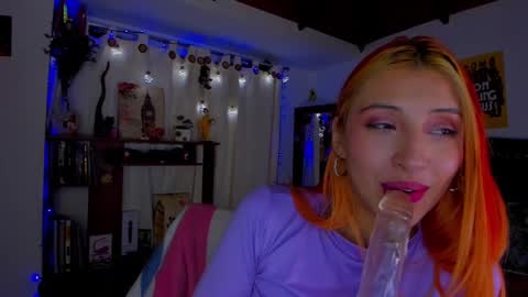 Snapshot of cuteweed420 chatting on January 2025 12:11:01 PM cuteweed420 online show from January 2025 12:11:01 PM