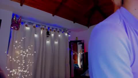 Snapshot of cuteweed420 chatting on January 2025 05:40:02 AM cuteweed420 online show from January 2025 05:40:02 AM