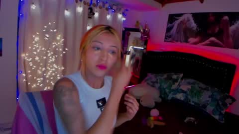 Snapshot of cuteweed420 chatting on January 2025 05:53:01 AM cuteweed420 online show from January 2025 05:53:01 AM