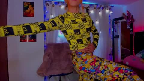 Snapshot of cuteweed420 chatting on January 2025 07:46:01 PM cuteweed420 online show from January 2025 07:46:01 PM