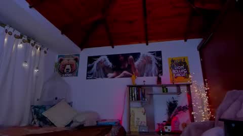 Snapshot of cuteweed420 chatting on February 2025 07:33:02 AM cuteweed420 online show from February 2025 07:33:02 AM