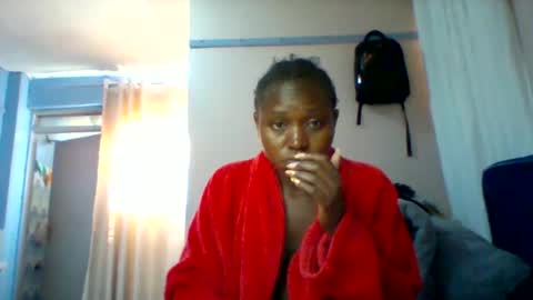 Snapshot of cutezola chatting on December 2025 04:54:01 AM cutezola online show from December 2025 04:54:01 AM