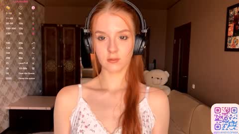 Snapshot of cyndydemyan chatting on September 2025 01:01:01 PM Mia online show from September 2025 01:01:01 PM