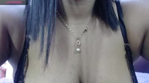dafne online show from September 2025 08:31:01 PM
