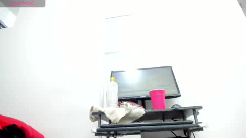 Ren  online show from December 2024 12:48:02 AM