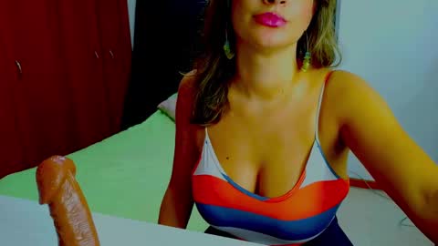 Dalila online show from September 2025 04:34:02 AM