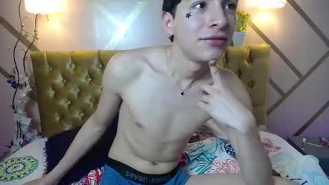 Damiian21  online show from February 2025 03:51:02 PM