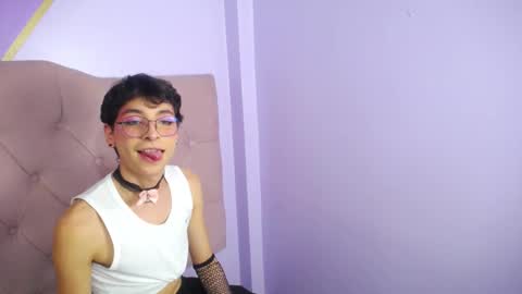 Damiian21  online show from February 2025 03:14:02 PM
