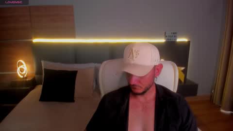 D A M O N online show from December 2025 04:48:01 PM