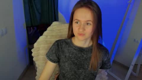 Dana online show from December 2025 09:01:02 PM