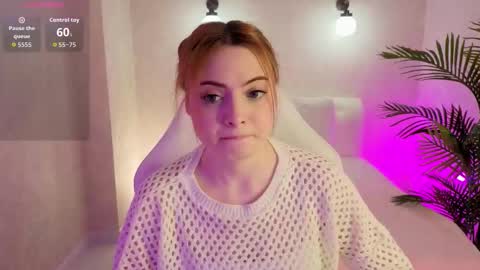 Snapshot of daniela_saules chatting on November 2025 09:19:02 AM Daniela online show from November 2025 09:19:02 AM