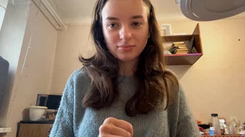 Snapshot of daniellevaulet chatting on October 2025 06:50:02 AM Mia online show from October 2025 06:50:02 AM