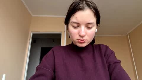 Snapshot of daniellevaulet chatting on November 2025 07:29:02 AM Mia online show from November 2025 07:29:02 AM