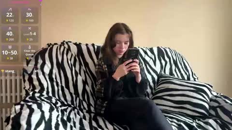 Snapshot of daniellevaulet chatting on November 2025 08:03:01 AM Mia online show from November 2025 08:03:01 AM