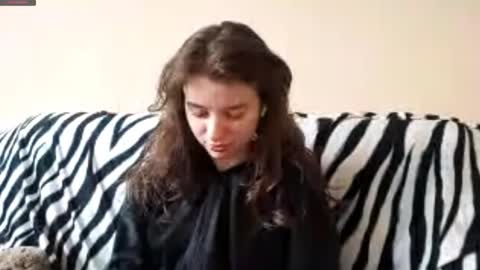 Snapshot of daniellevaulet chatting on December 2025 09:14:02 AM Mia online show from December 2025 09:14:02 AM