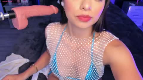 Dani Phonenix online show from December 2024 08:33:01 PM