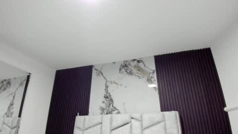 Dani Phonenix online show from November 2025 07:38:01 PM