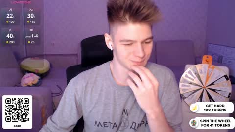 Daniel online show from December 2024 08:11:01 PM