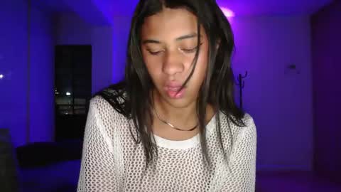 Snapshot of dark_enchantress_ chatting on October 2025 01:06:02 AM Sofia online show from October 2025 01:06:02 AM