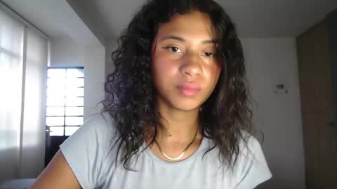 Snapshot of dark_enchantress_ chatting on October 2025 10:09:02 PM Sofia online show from October 2025 10:09:02 PM