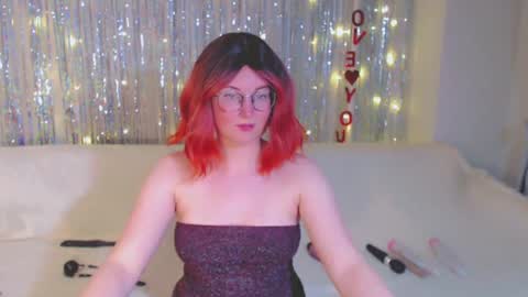 Kelly online show from December 2024 12:28:01 PM
