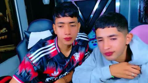 Snapshot of darwinandbrayan chatting on November 2025 03:34:01 AM darwinandbrayan online show from November 2025 03:34:01 AM