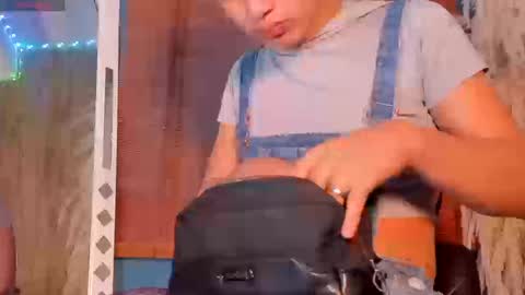 daveel_hot online show from September 2025 01:01:01 PM