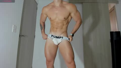 Snapshot of davidj_hot chatting on December 2025 04:05:01 PM david online show from December 2025 04:05:01 PM