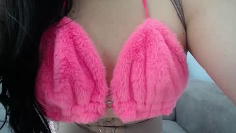 Dayanna online show from January 2025 03:34:01 PM