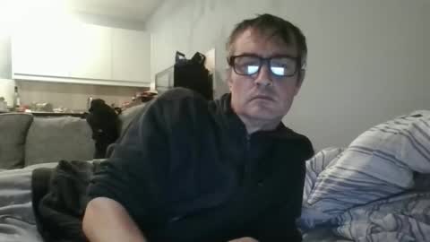 Snapshot of dazzill chatting on October 2025 08:26:01 PM Dazzill online show from October 2025 08:26:01 PM