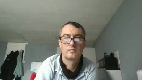 Snapshot of dazzill chatting on November 2025 12:16:01 PM Dazzill online show from November 2025 12:16:01 PM