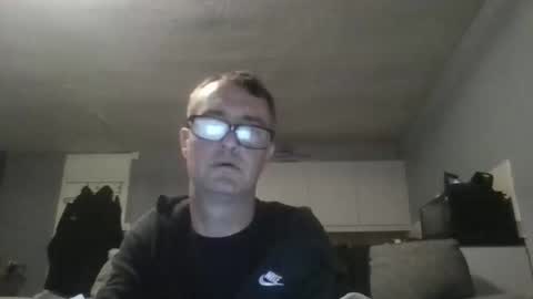 Snapshot of dazzill chatting on November 2025 05:02:02 PM Dazzill online show from November 2025 05:02:02 PM