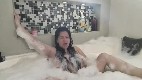 Snapshot of deesseluxure_ chatting on February 2025 01:56:02 PM Andre online show from February 2025 01:56:02 PM