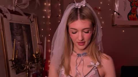 Snapshot of delcieodoherty chatting on October 2025 09:04:02 PM Adla online show from October 2025 09:04:02 PM