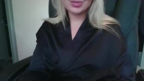 denise433470 online show from September 2025 01:10:01 PM