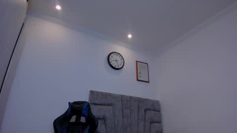 deon jhonson online show from February 2025 01:24:01 AM