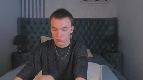 Snapshot of derek_banville chatting on November 2025 12:49:01 PM Derek online show from November 2025 12:49:01 PM