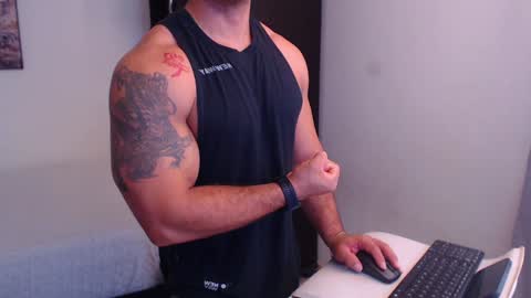Snapshot of derek_group chatting on December 2024 08:47:01 PM Derek online show from December 2024 08:47:01 PM