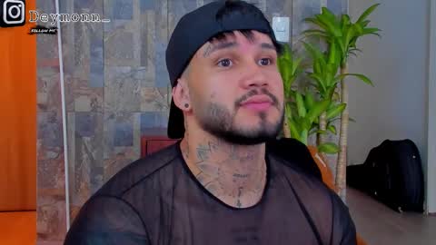 JULIAN online show from October 2025 02:51:02 PM